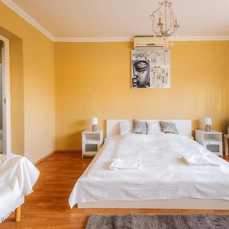 Pava Panzio Bed & Breakfast Soltvadkert Exterior photo